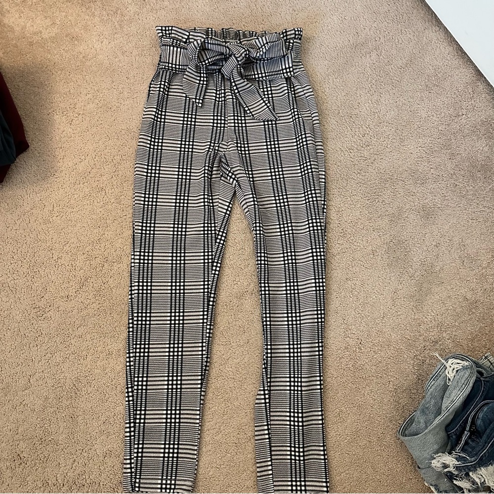 SHEIN Paperbag Checkered Pants